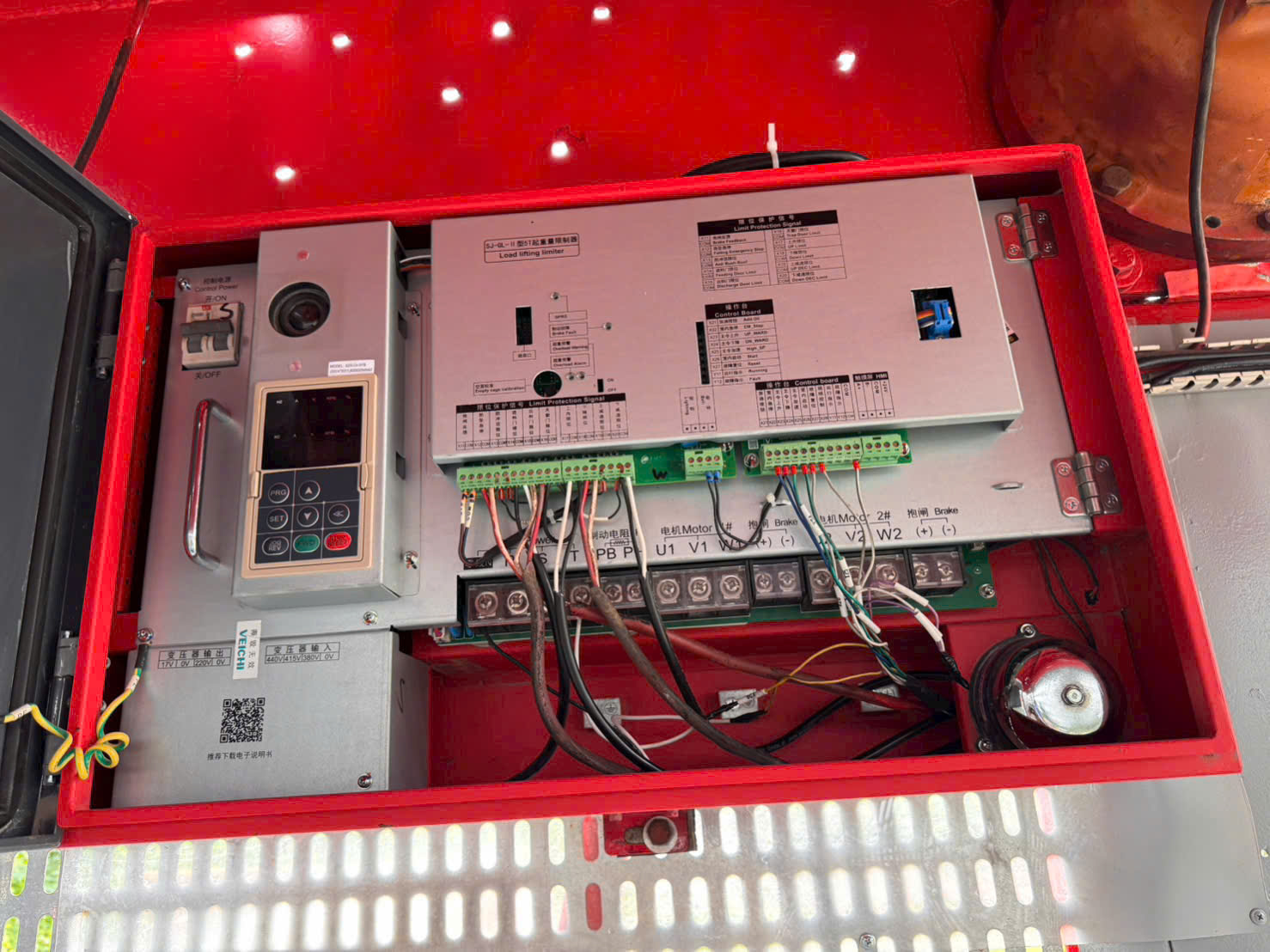 z7290769463711_867796f1b13f5632c7a021f67767003c